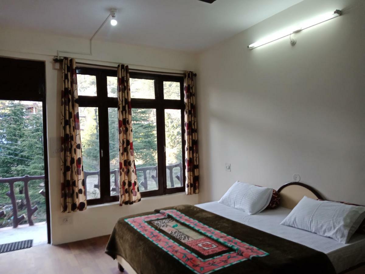 Hotel Pine Spring Dharamshala Exterior foto